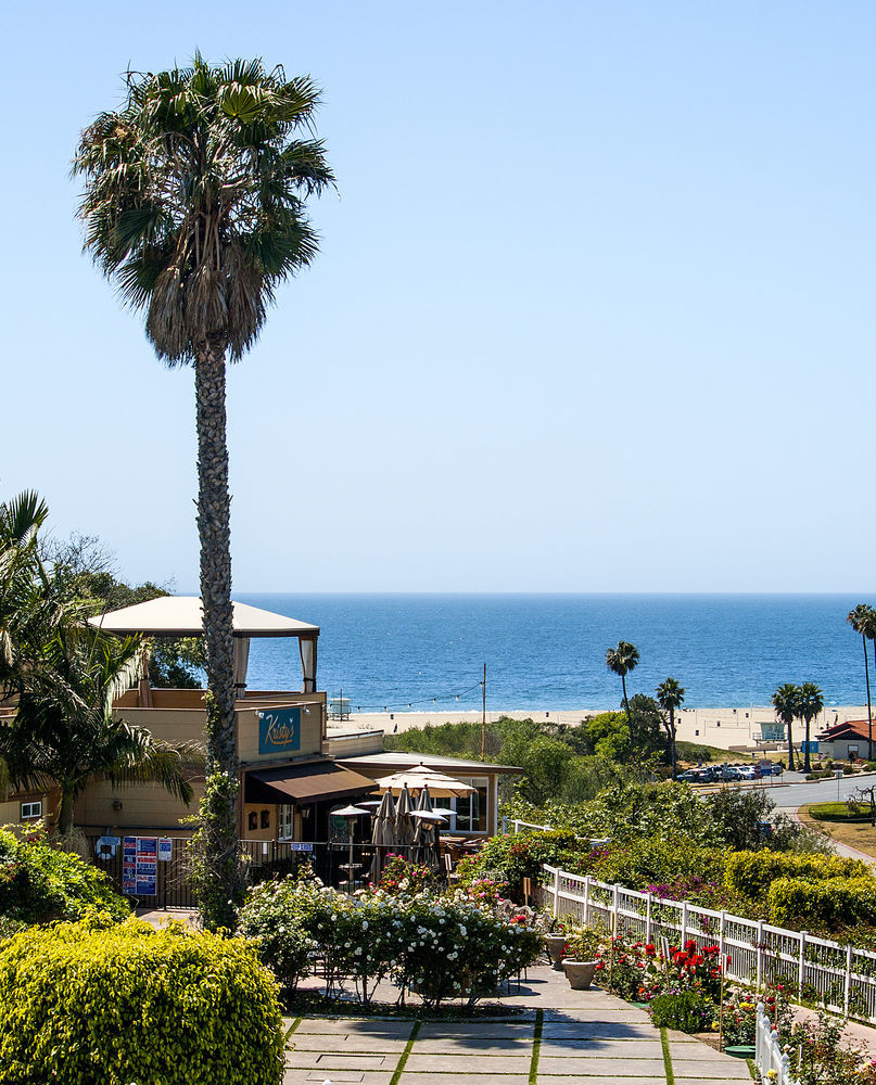 Malibu Country Inn Exterior photo