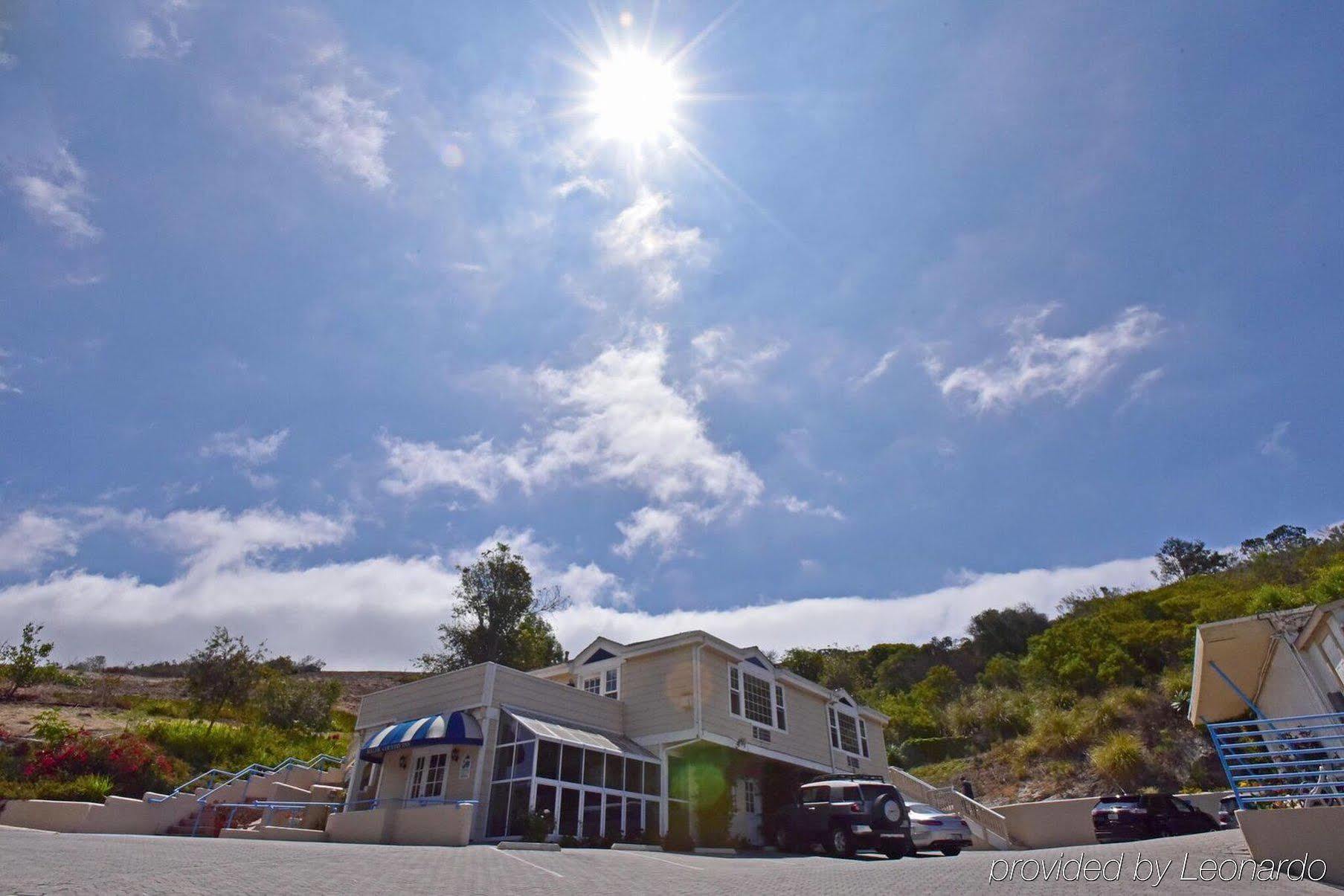 Malibu Country Inn Exterior photo